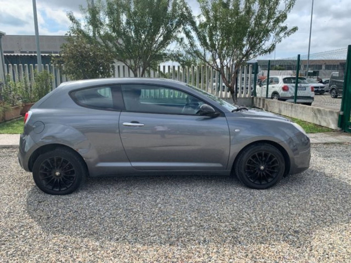 Alfa Romeo MiTo 1.4 78 CV 8V S&S Distinctive (4)