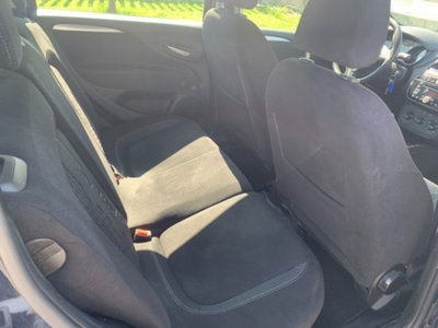 Fiat Punto 1.3 MJT II 75 CV 5 porte Lounge (10)