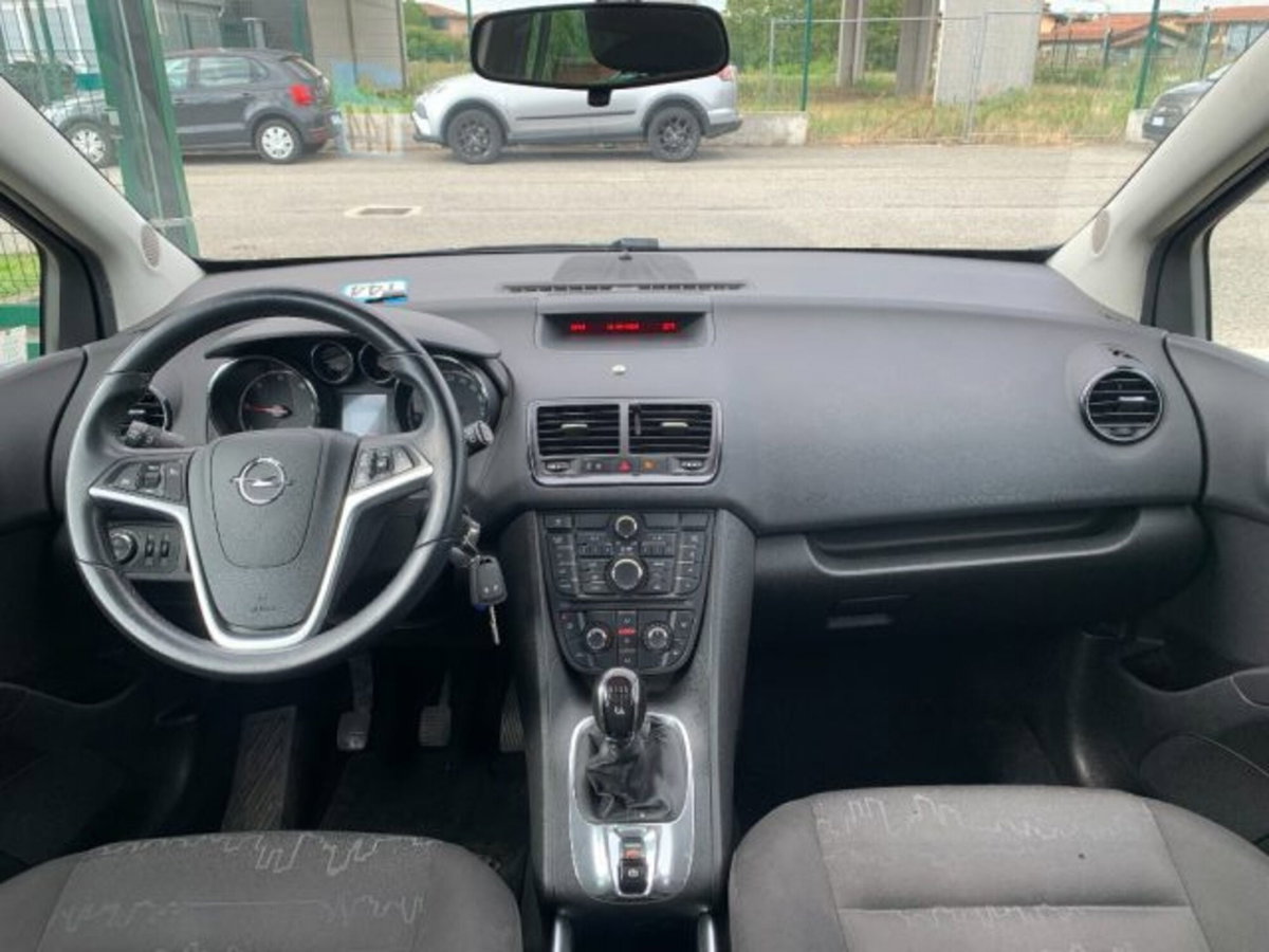 Opel Meriva 1.3 CDTI 95CV ecoFLEStart&Stop Cosmo (13)