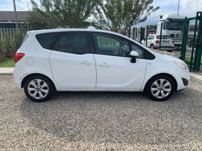 Opel Meriva 1.3 CDTI 95CV ecoFLEStart&Stop Cosmo (4)