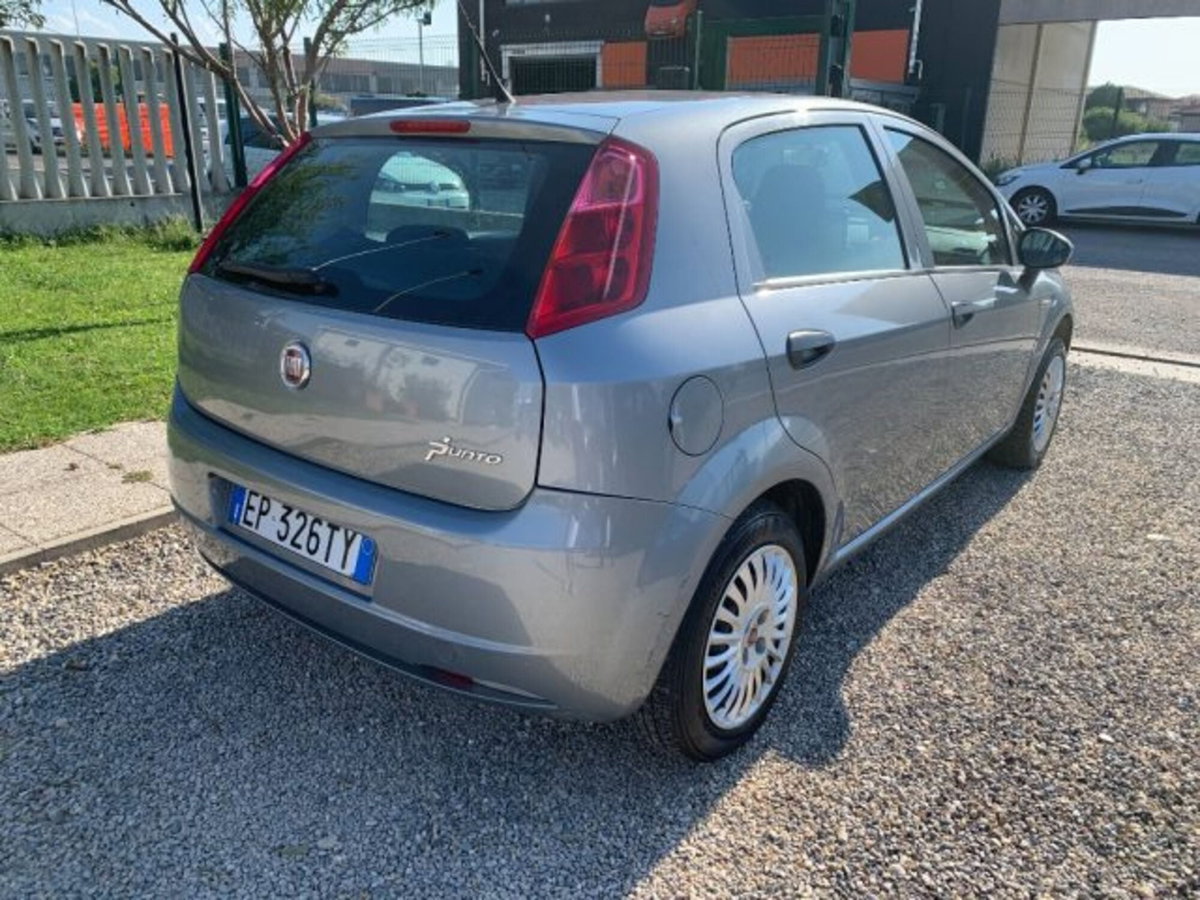 Fiat Punto 1.2 8V 5 porte Lounge (5)