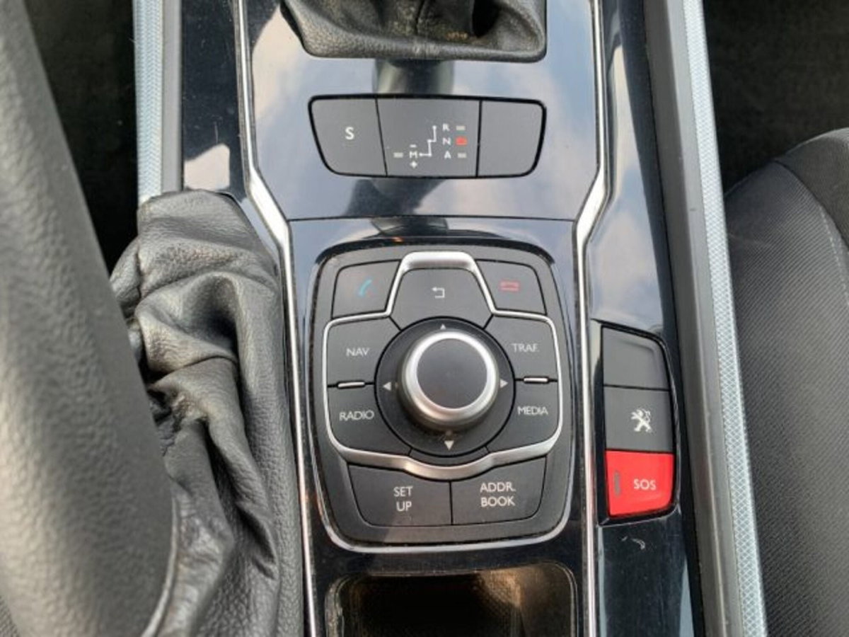 Peugeot 508 SW 1.6 e-HDi 115CV cambio robotizzato S&S Ciel Active (14)