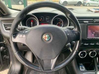 Alfa Romeo Giulietta 1.6 JTDm-2 Exclusive (12)