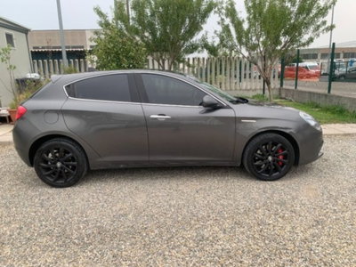Alfa Romeo Giulietta 1.6 JTDm-2 Exclusive (4)