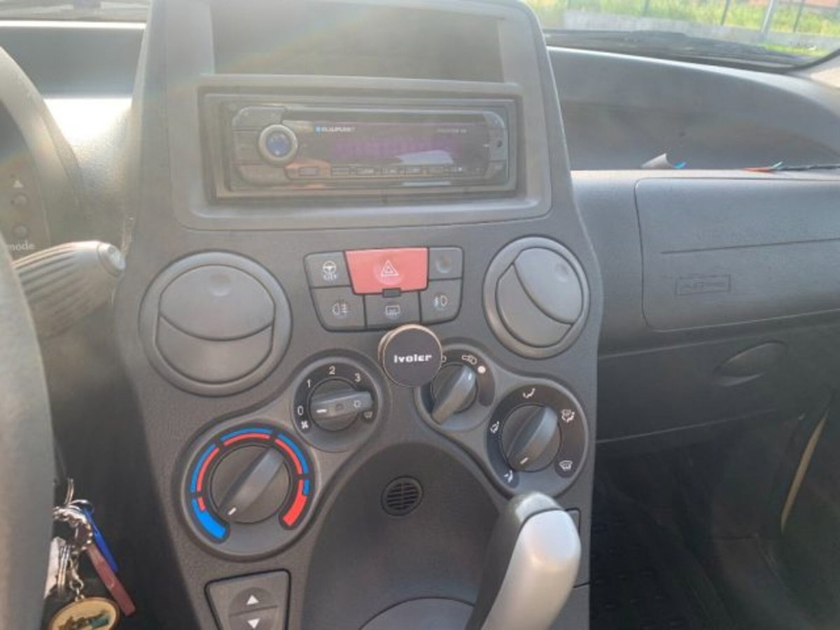 Fiat Panda 1.2 Dynamic Dualogic (13)