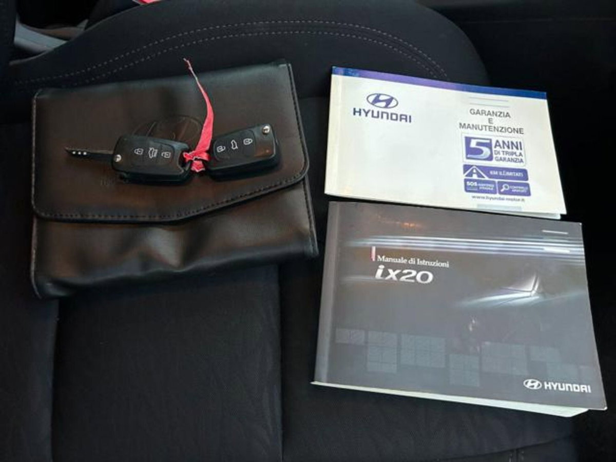 Hyundai ix20 1.4 90 CV Classic (11)