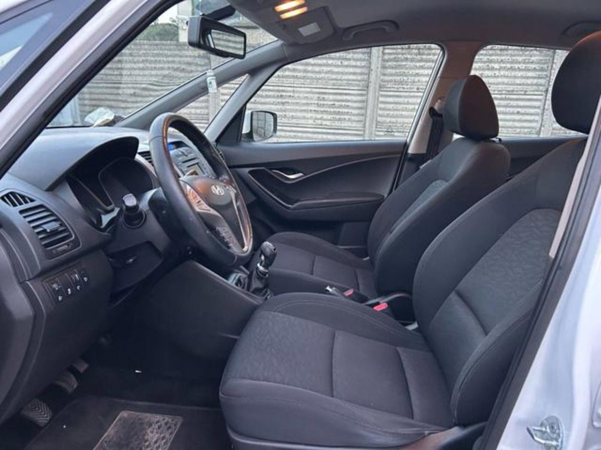 Hyundai ix20 1.4 90 CV Classic (5)