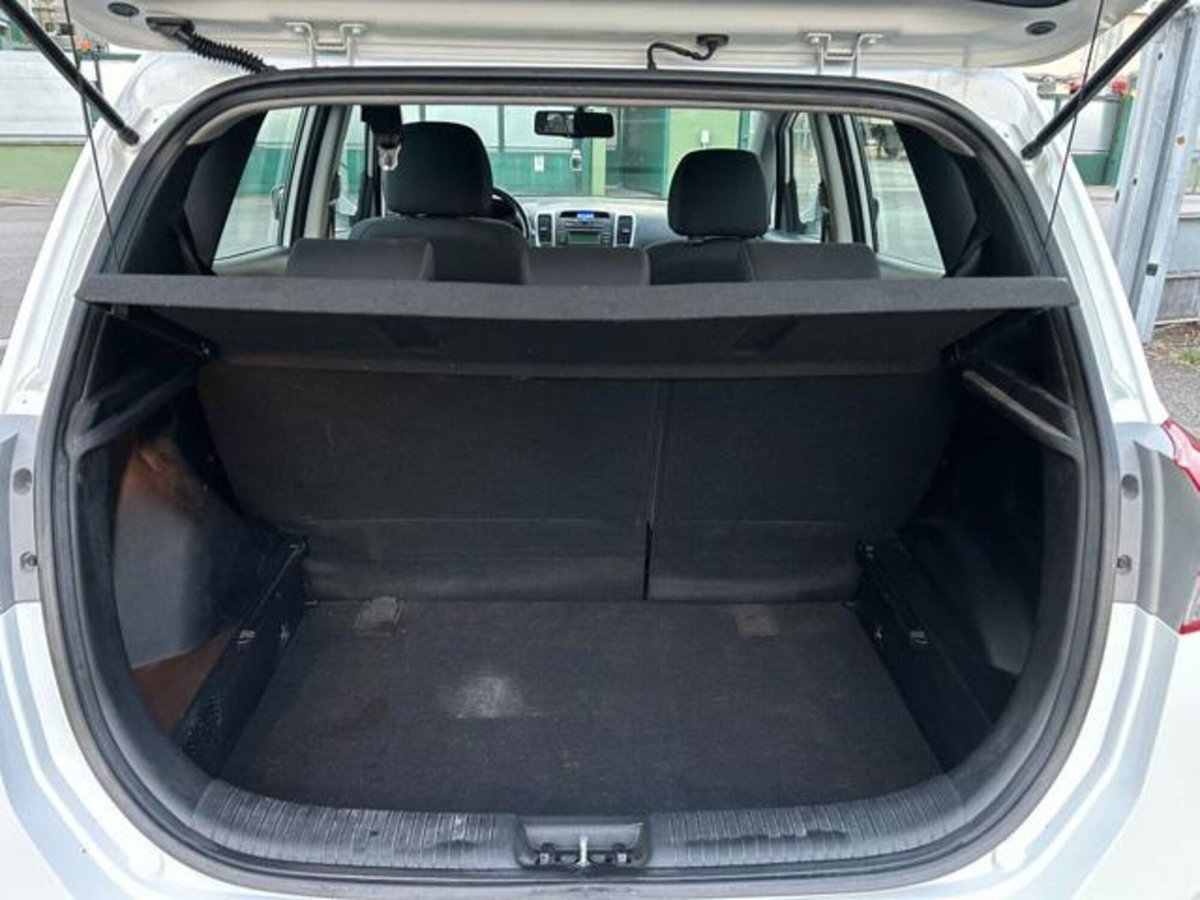 Hyundai ix20 1.4 90 CV Classic (8)