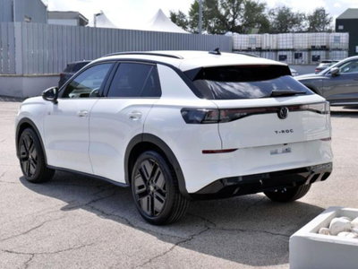 Volkswagen T-Roc 1.5 etsi R-Line 150cv dsg (3)