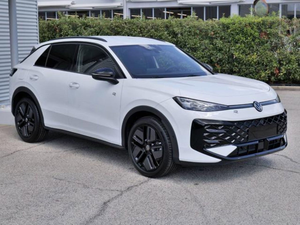 Volkswagen T-Roc 1.5 etsi R-Line 150cv dsg (4)