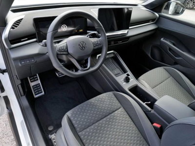 Volkswagen T-Roc 1.5 etsi R-Line 150cv dsg (6)