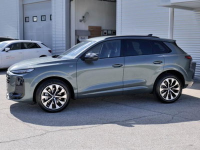 Audi Q3 Sportback 2.0 tdi S line edition 150cv s-tronic (2)