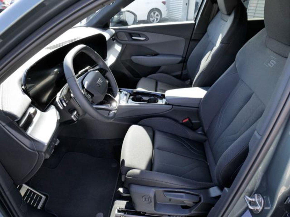 Audi Q3 Sportback 2.0 tdi S line edition 150cv s-tronic (5)