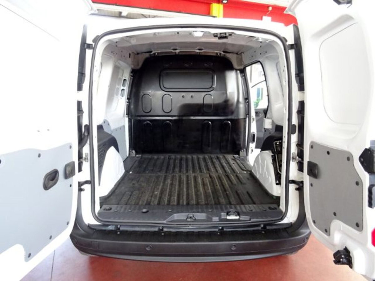 Renault Kangoo 1.5 dCi 90CV F.AP. S&S 4p. Express Maxi Energy (11)