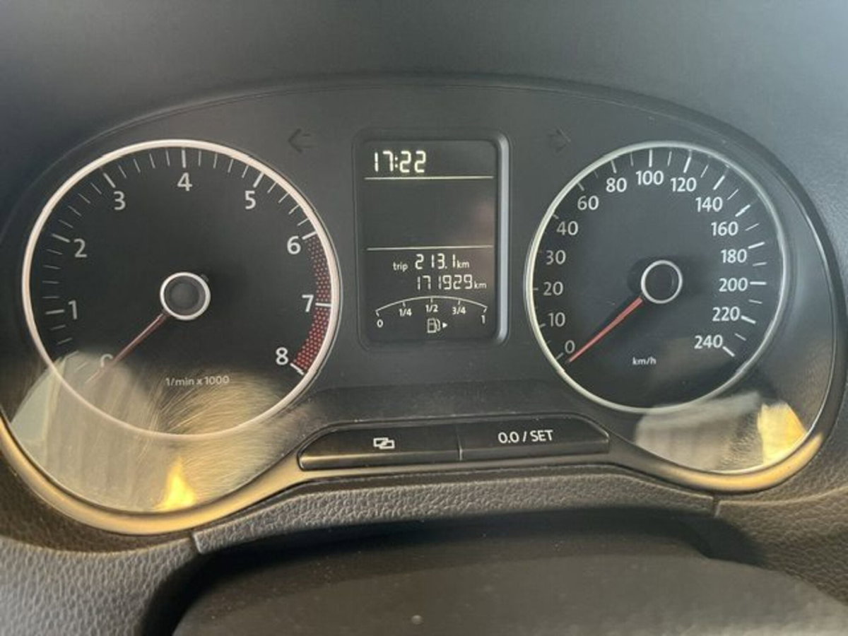 Volkswagen Polo 1.4 3 porte Comfortline (9)
