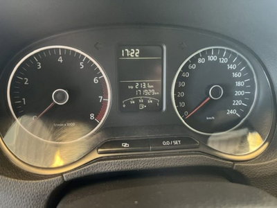 Volkswagen Polo 1.4 3 porte Comfortline (9)