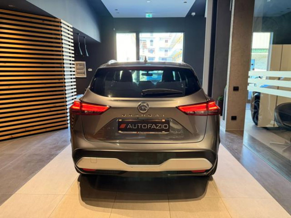 Nissan Qashqai 1.3 mhev Tekna 4wd 158cv xtronic (13)