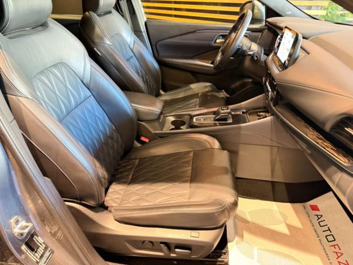 Nissan Qashqai 1.3 mhev Tekna 4wd 158cv xtronic (17)