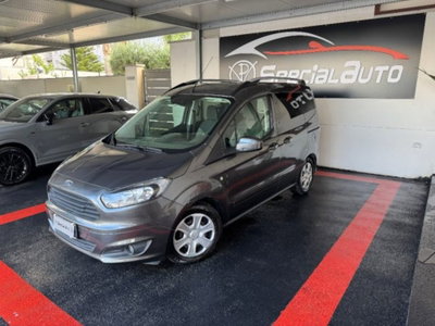 Ford Tourneo Courier 1.5 TDCI 75 CV Plus (12)