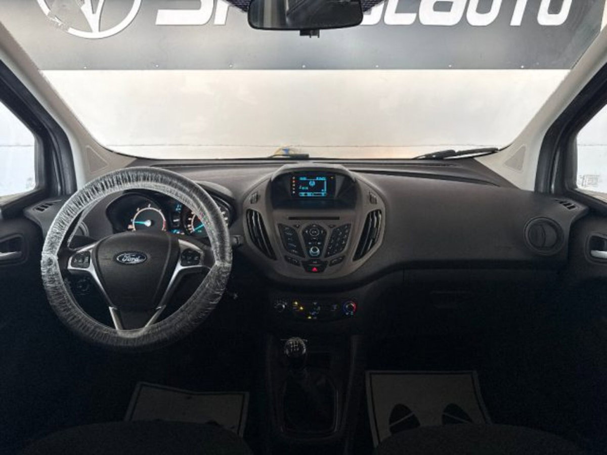 Ford Tourneo Courier 1.5 TDCI 75 CV Plus (18)