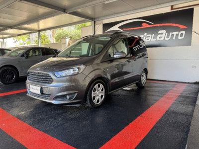 Ford Tourneo Courier 1.5 TDCI 75 CV Plus (8)