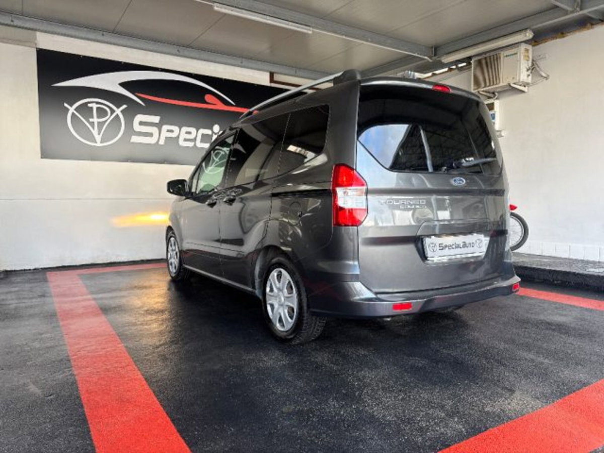 Ford Tourneo Courier 1.5 TDCI 75 CV Plus (9)