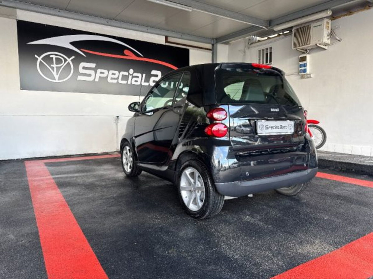 smart Fortwo 800 33 kW coupé passion cdi (9)