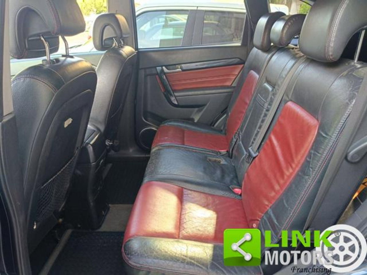Chevrolet Captiva 2.0 VCDi LTX (11)