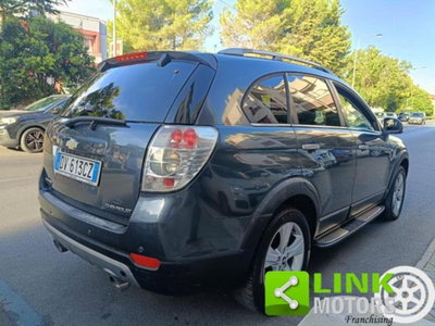 Chevrolet Captiva 2.0 VCDi LTX (2)