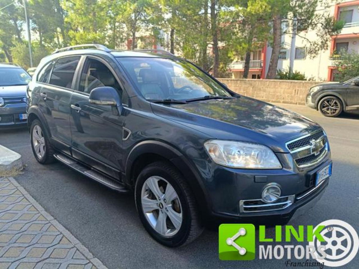 Chevrolet Captiva 2.0 VCDi LTX (3)