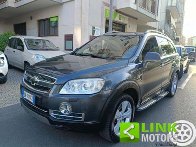 Chevrolet Captiva 2.0 VCDi LTX (8)