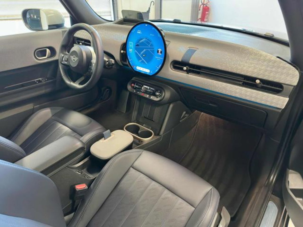 MINI Mini 3p 1.5 C Favoured auto (10)