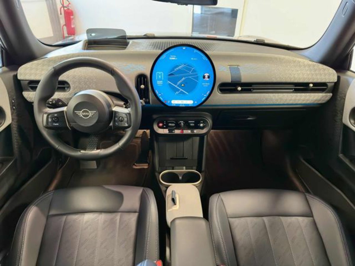 MINI Mini 3p 1.5 C Favoured auto (9)