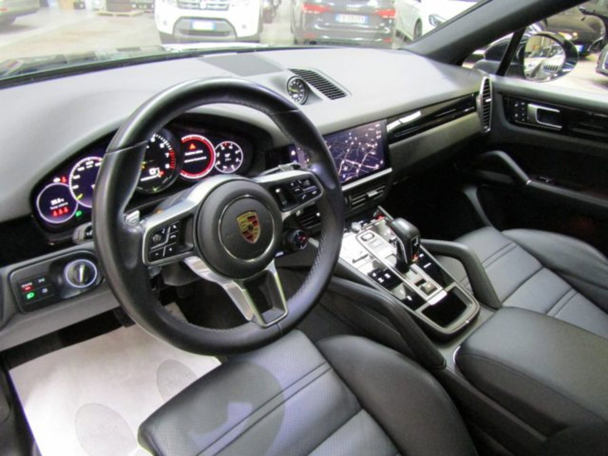Porsche Cayenne Coupé 3.0 V6 (8)