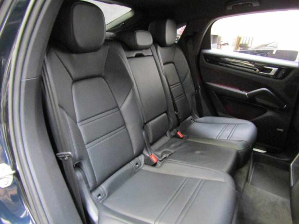 Porsche Cayenne Coupé 3.0 V6 E-Hybrid (14)