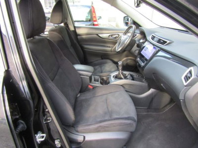 Nissan X-Trail 1.6 DIG-T 2WD Tekna (15)