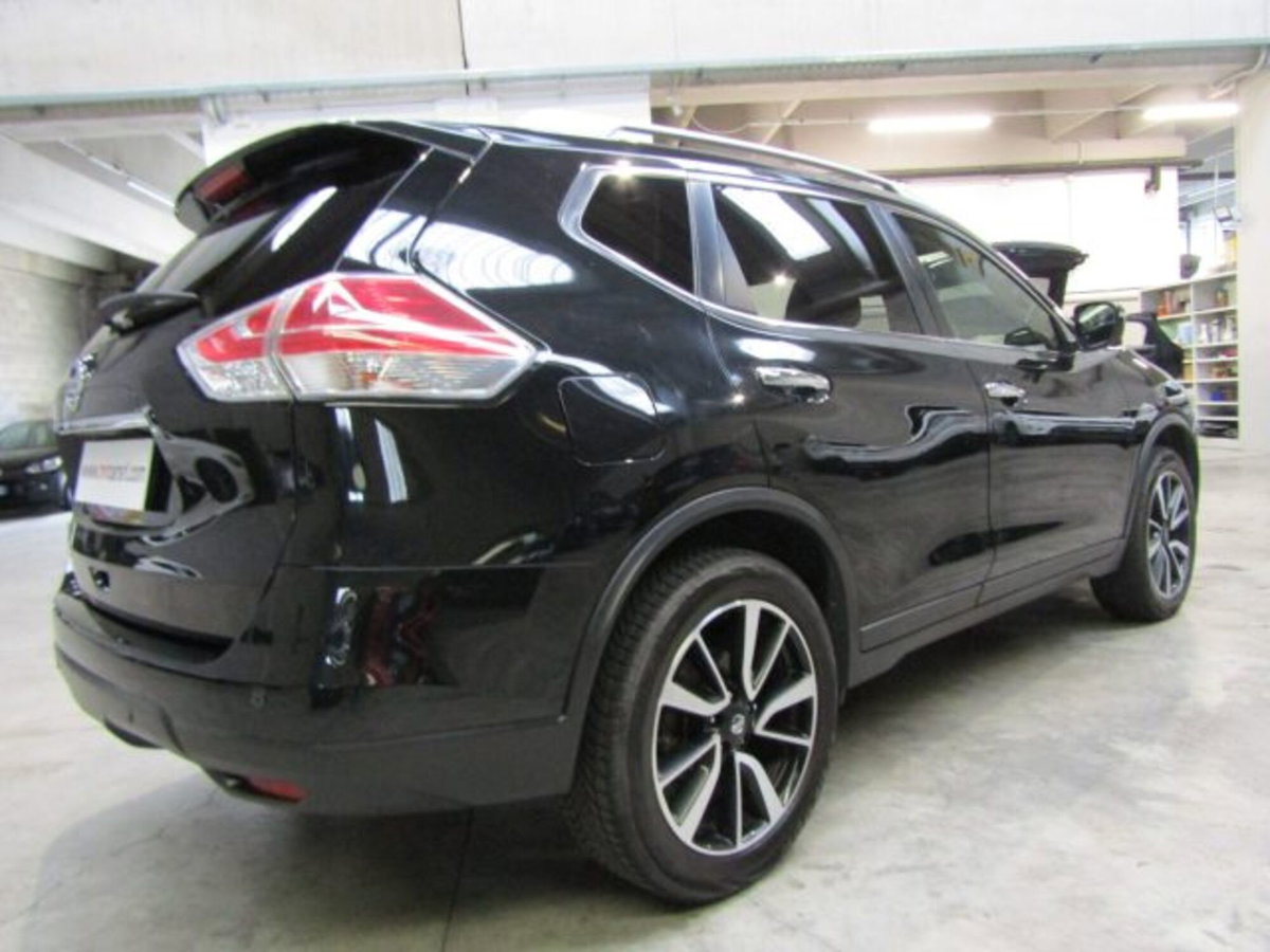 Nissan X-Trail 1.6 DIG-T 2WD Tekna (5)