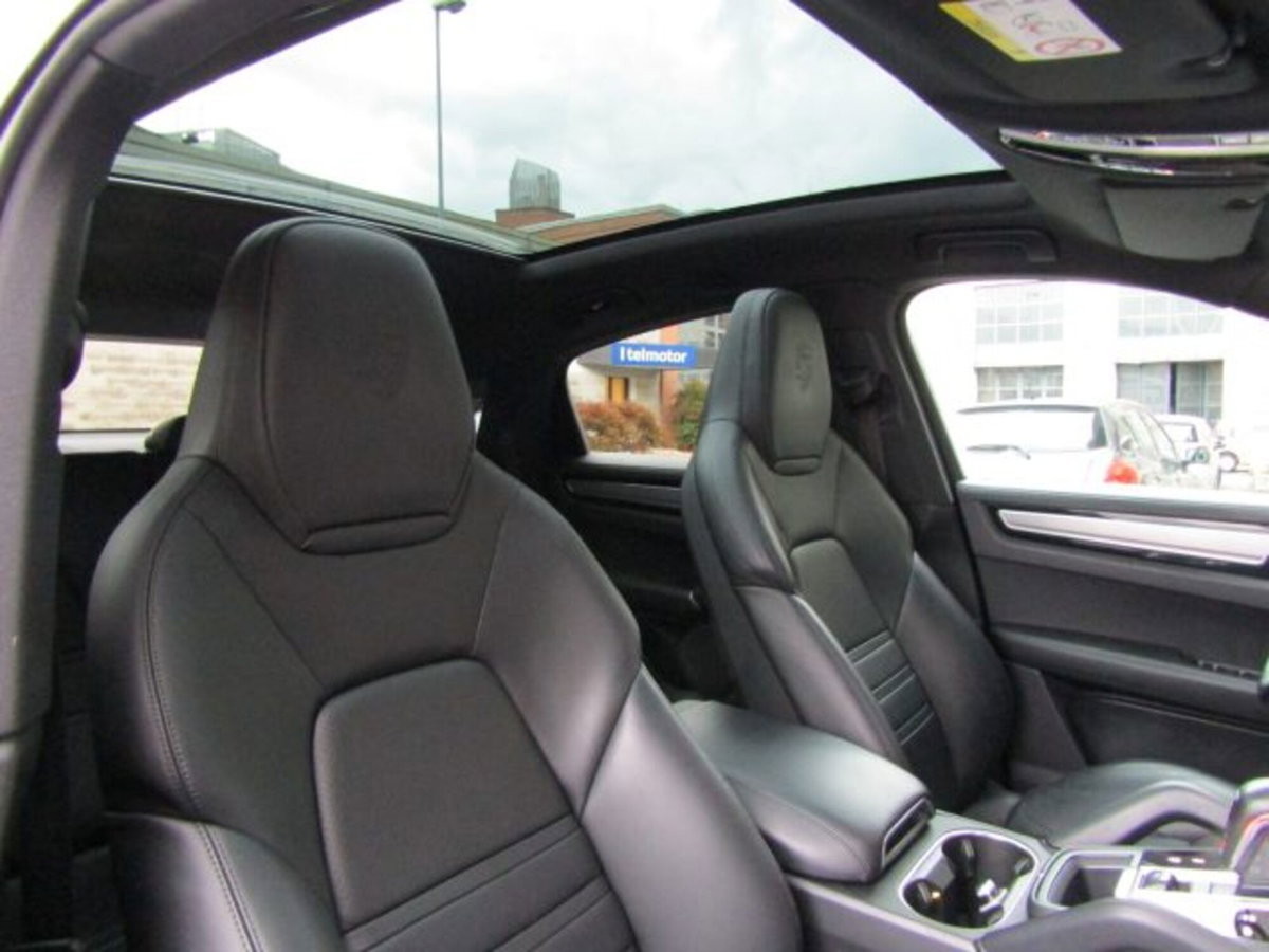 Porsche Cayenne Coupé 3.0 V6 (20)