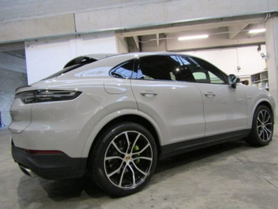 Porsche Cayenne Coupé 3.0 V6 E-Hybrid (4)
