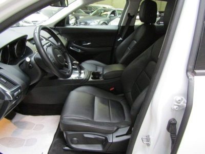 Jaguar E-Pace 2.0D 150 CV AWD aut. R-Dynamic (8)