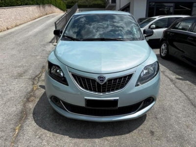 Lancia Ypsilon 1.2 69 CV 5 porte GPL Ecochic Alberta Ferretti (2)