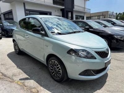 Lancia Ypsilon 1.2 69 CV 5 porte GPL Ecochic Alberta Ferretti (3)