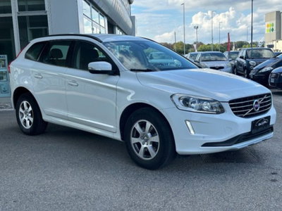 Volvo XC60 D4 AWD Geartronic Kinetic (2)