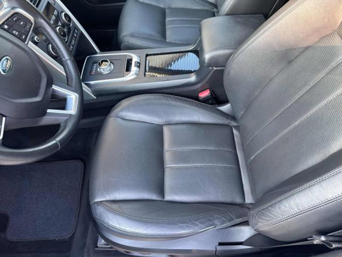 Land Rover Discovery Sport 2.2 SD4 HSE (12)