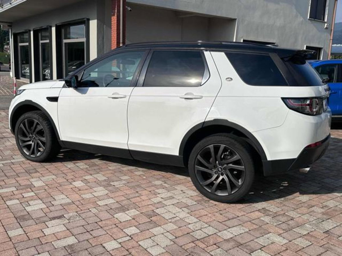 Land Rover Discovery Sport 2.2 SD4 HSE (8)