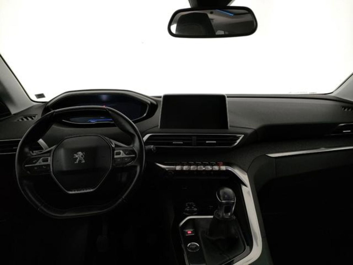 Peugeot 5008 BlueHDi 150 S&S Allure (7)