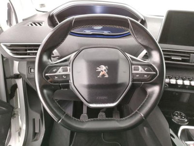 Peugeot 5008 BlueHDi 150 S&S Allure (8)
