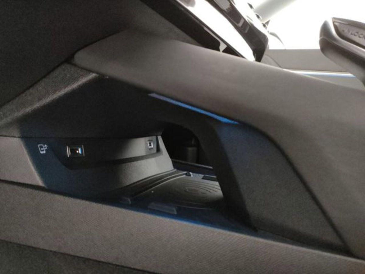 Peugeot 508 SW BlueHDi 130 Stop&Start EAT8 Allure Pack (8)
