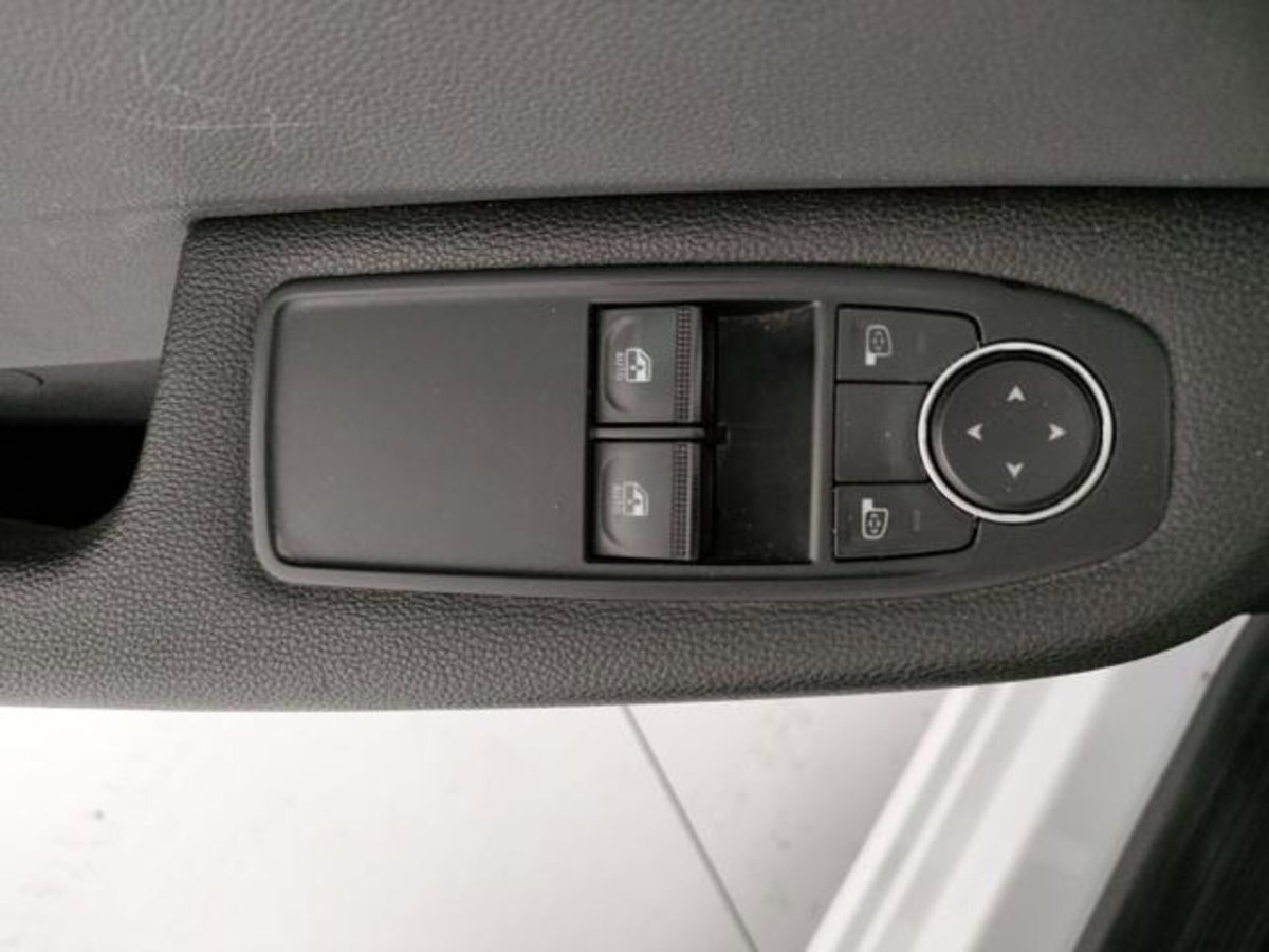 Renault Clio Blue dCi 85 CV 5 porte Business (17)