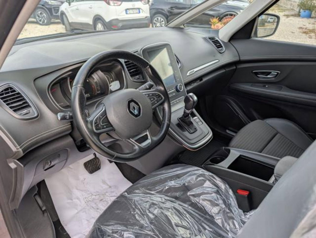 Renault Grand Scénic 1.5 dci energy Intens 110cv edc my18 (6)